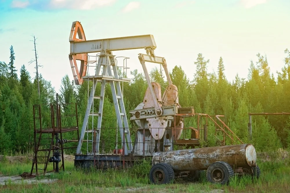 Government Initiatives and Funding for Orphaned Well Plugging: Progress and Challenges
